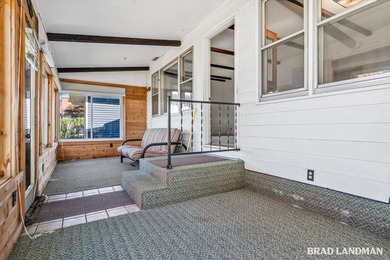 Lovingly cared for Gun Lake cottage on Robbins Bay, offering - photo 13