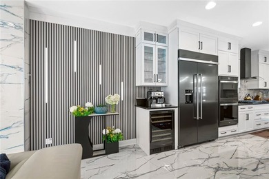 Welcome to 1920 Waterfront Place, a stunning, modern brownstone - photo 13