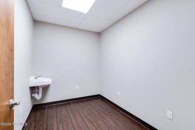 Mixed use building in the heart of Lafayette with high