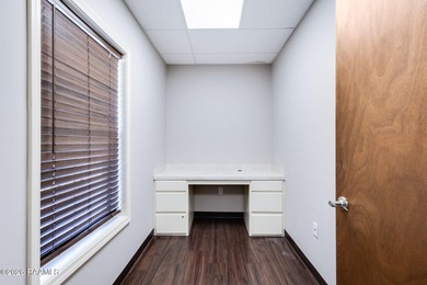 Mixed use building in the heart of Lafayette with high