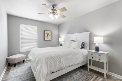 Welcome to this beautifully maintained 4-bedroom, 2.5 -bath home - photo 29