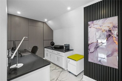 Welcome to 1920 Waterfront Place, a stunning, modern brownstone - photo 31