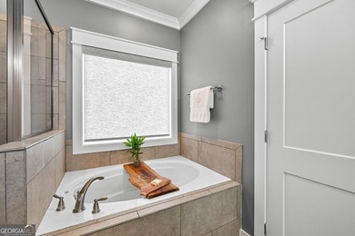 This beautifully maintained Craftsman-style home offers the best - photo 34