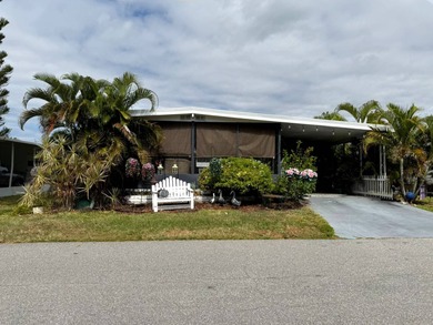 Manatee River Home For Sale in Ellenton Florida