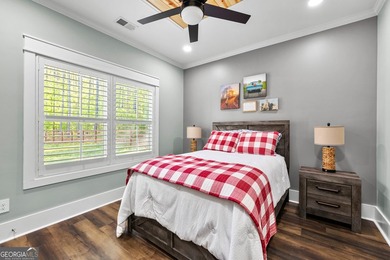This beautifully maintained Craftsman-style home offers the best - photo 43
