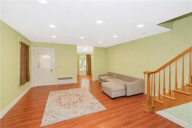 Introducing a semi-detached single-family home, conveniently - photo 5