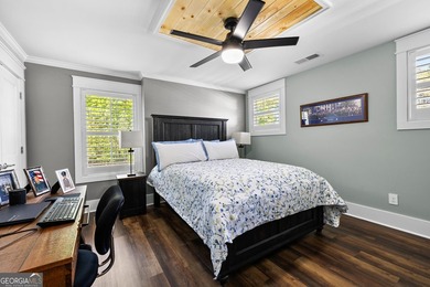 This beautifully maintained Craftsman-style home offers the best - photo 47