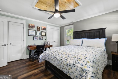 This beautifully maintained Craftsman-style home offers the best - photo 49