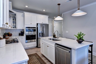 **Wonderful opportunity to own a fully upgraded end-unit - photo 8