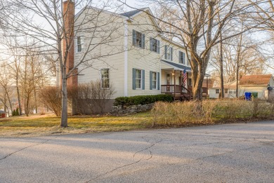 Lake Home Sale Pending in East Hampton, Connecticut