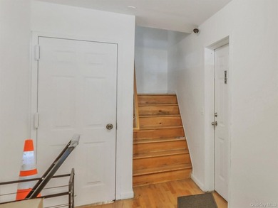 3 Family building for sale in prime Jamaica Estates with 2 - photo 3