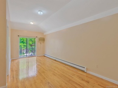 3 Family building for sale in prime Jamaica Estates with 2 - photo 10