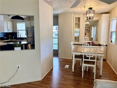 2-bedroom, 2-bath manufactured home in the desirable 55+ - photo 11