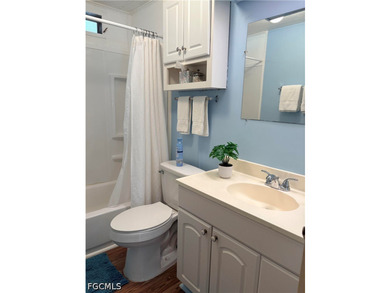 2-bedroom, 2-bath manufactured home in the desirable 55+ - photo 19