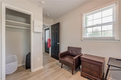 Fully operational and 100% occupied, this 13-bedroom adult - photo 20