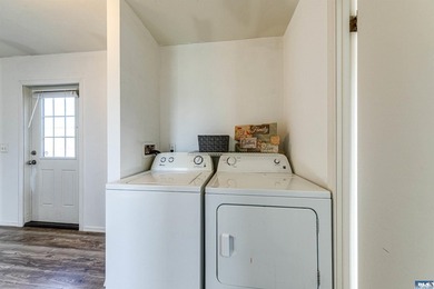 Enjoy the mountain views from this easy-living 2015 single-wide - photo 23