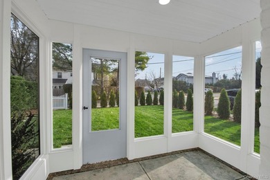 DEFINING MODERN LUXURY LIVING IN MANHASSET The most beautiful - photo 7