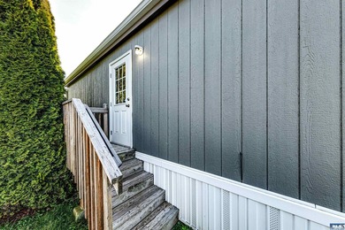 Enjoy the mountain views from this easy-living 2015 single-wide - photo 28