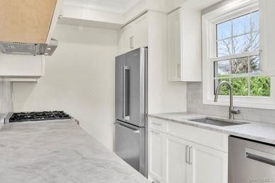 DEFINING MODERN LUXURY LIVING IN MANHASSET The most beautiful - photo 9