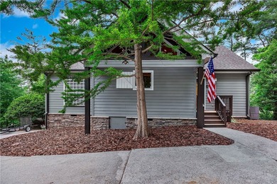 Lake Life can be yours in this 4 Bedroom and 3 Bath Lake Home - photo 8
