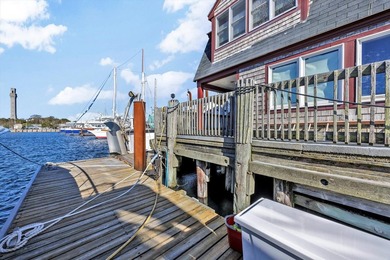 Now available for sale 100% fee interest in 16 MacMillan Wharf - photo 1