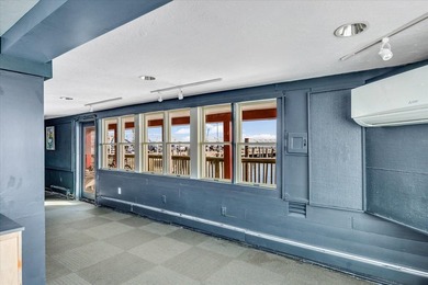 Now available for sale 100% fee interest in 16 MacMillan Wharf - photo 8