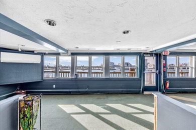 Now available for sale 100% fee interest in 16 MacMillan Wharf - photo 10