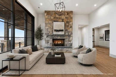 This brand new luxury build is perfectly seated on the lower - photo 4