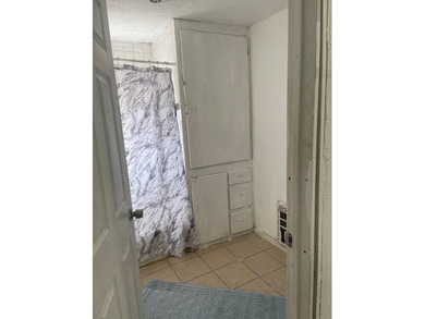 READY JUST FOR YOU,,,,,,,,,,CLEANLY PAINTED THROUGH OUT. ONE