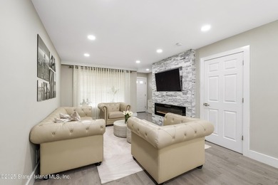 Move-In Ready , Welcome to 38 Deborah Loop - a newly renovated - photo 5