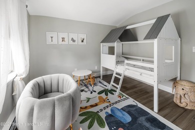 Move-In Ready , Welcome to 38 Deborah Loop - a newly renovated - photo 8