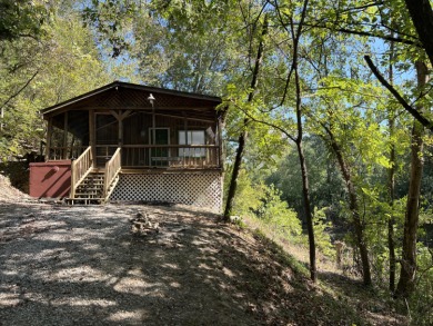 Lake Home Sale Pending in Winchester, Kentucky
