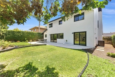 Beautifully remodeled 5-bedroom home with a sought-after - photo 44