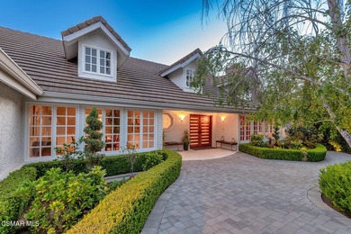 Sensational timeless traditional with a premier ''end of - photo 2