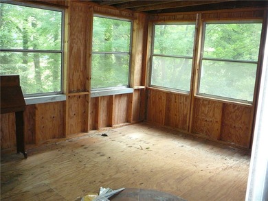 Discover unparalleled potential in this charming A-frame - photo 7