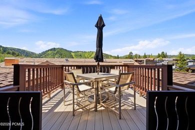 Perched atop Royal Plaza in Silver Lake Village, this rare - photo 10