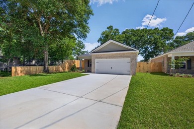 SUMMER SAVINGS! Receive a builder's credit of $10,000 at closing - photo 3
