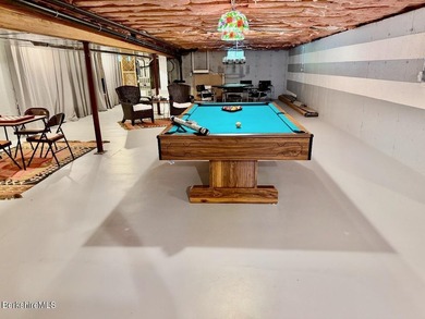 Beautifully designed for one level living and both pristine and - photo 25