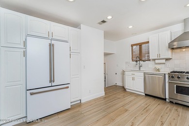 Stunning 4-bedroom, 3-bath Colonial located in highly desirable - photo 10