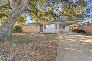 Vermilion River - Lafayette Parrish Home For Sale in Lafayette Louisiana