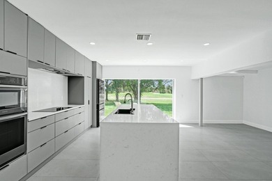 New roof, updated electrical and plumbing, a gourmet kitchen - photo 6