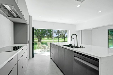 New roof, updated electrical and plumbing, a gourmet kitchen - photo 7
