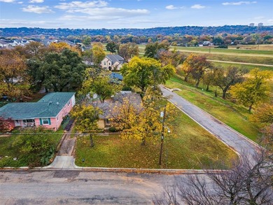 (private lake, pond, creek) Home For Sale in Fort Worth Texas