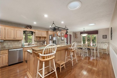 Lake Taneycomo home for sale. Welcome to 130 Misty Mountain in - photo 17