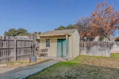 This spectacular brick home has style & comfort! Granite - photo 21