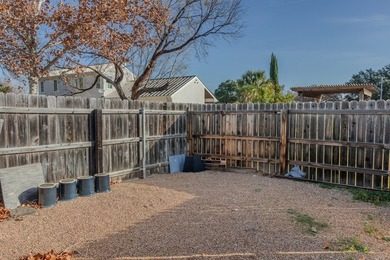 This spectacular brick home has style & comfort! Granite - photo 22