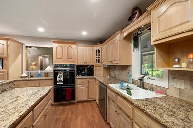 Lake Taneycomo home for sale. Welcome to 130 Misty Mountain in - photo 23