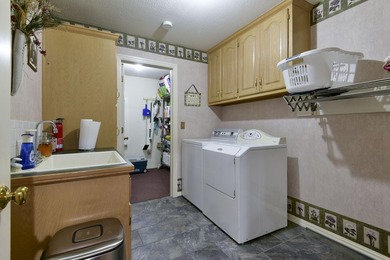 Lake Taneycomo home for sale. Welcome to 130 Misty Mountain in - photo 26