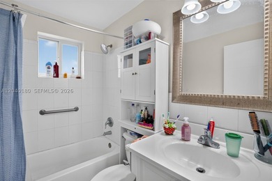This Completely Renovated Beautiful 3-bedroom, 2-bath - photo 29