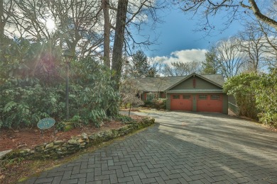 Lake Home For Sale in Highlands, North Carolina
